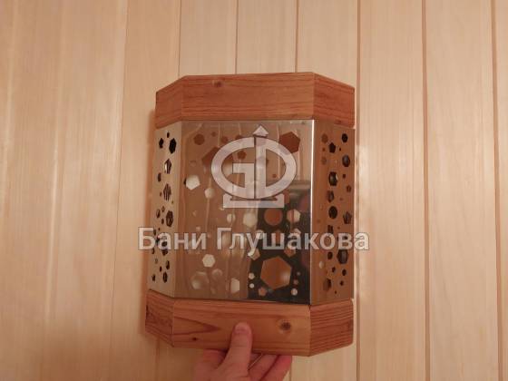 Светильник для сауны настенный «Многоугольники» металлический с элементами из термодревесины