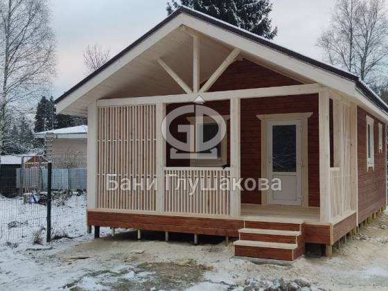 Каркасная баня с закрытой террасой 5x8,5